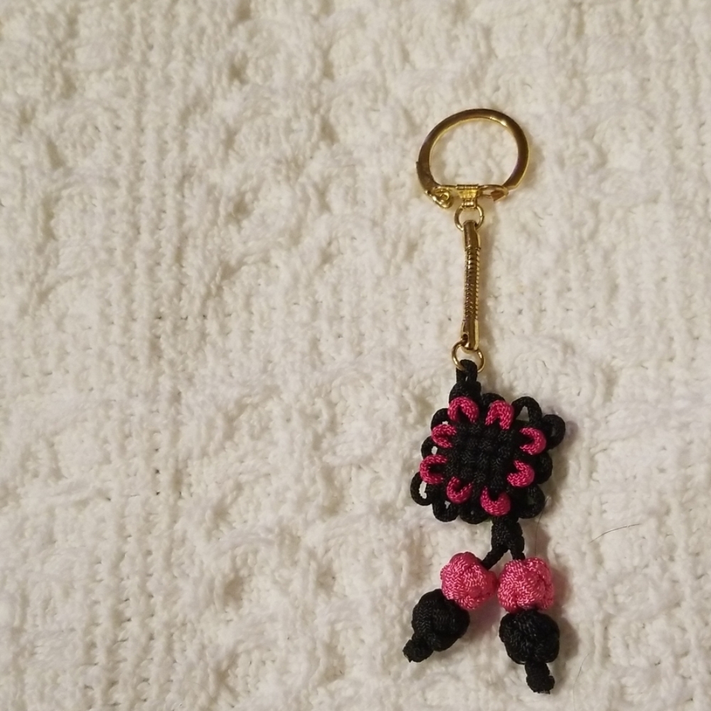 Flower knot keychain